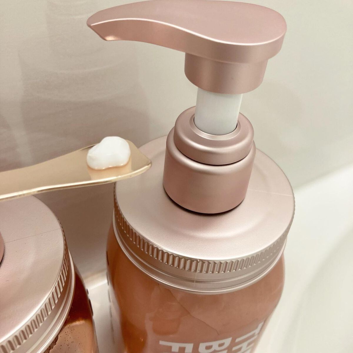 アミノメイソン シャイニー&モイスト ヘアオイル/アミノメイソン/ヘアオイルを使ったクチコミ(3枚目)