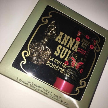 ANNA SUI🦋🦋🦋
ラ ニュイ ドゥ ボエム オーデトワレ


#ANNASUI #デパコス #香水