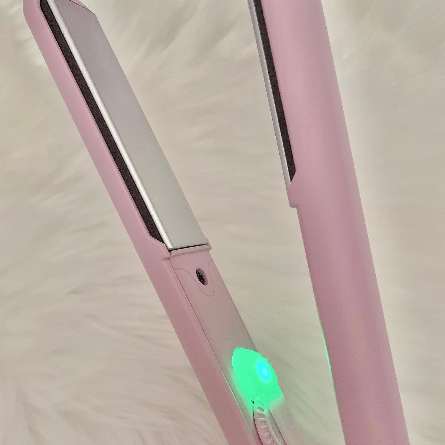 ストレートヘアアイロン シンフォニーピンク 24mm/SALONIA/ストレートアイロンを使ったクチコミ（2枚目）