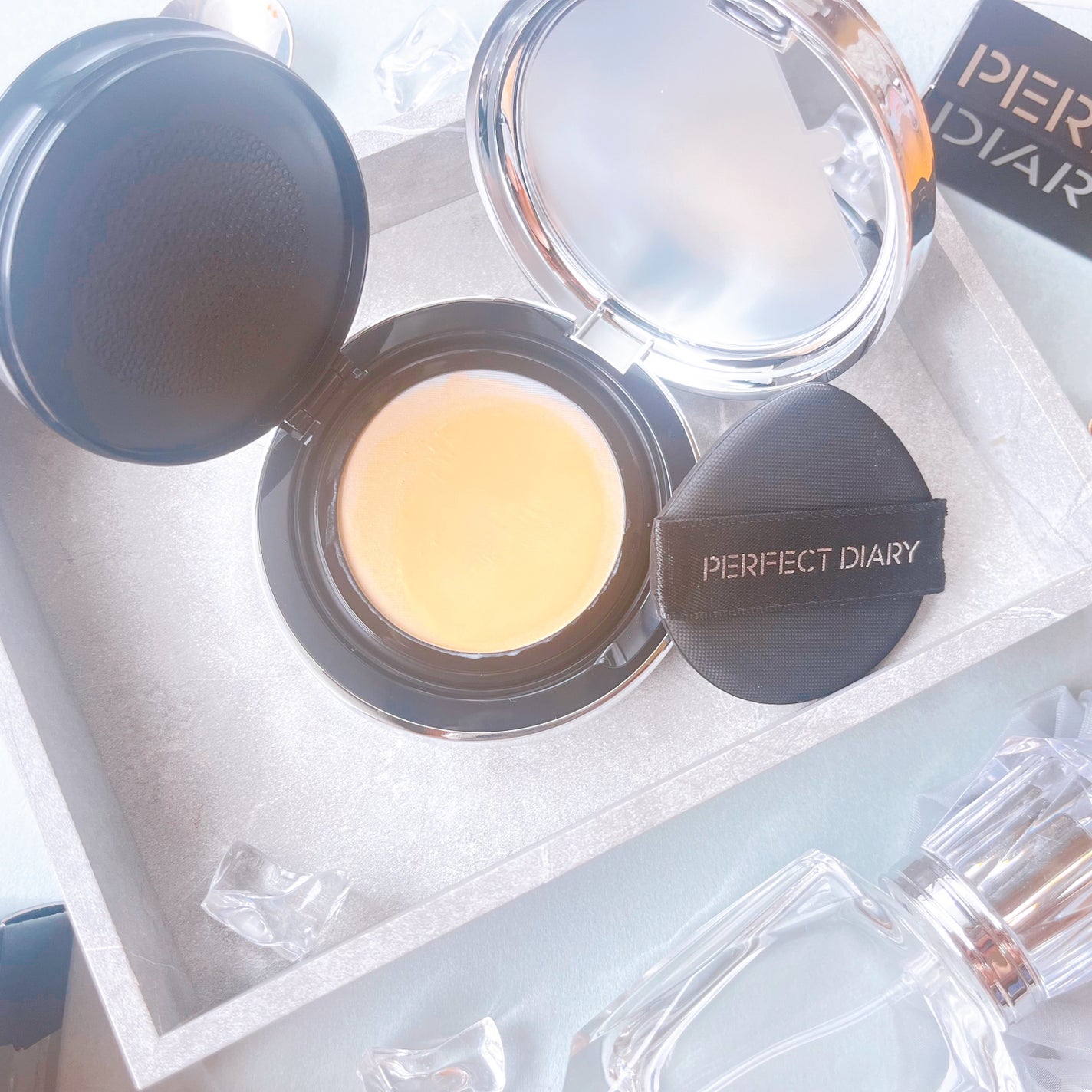 エッセンスコンシーリング UV クッションファンデーション/PERFECT DIARY/クッションファンデーションを使ったクチコミ(3枚目)