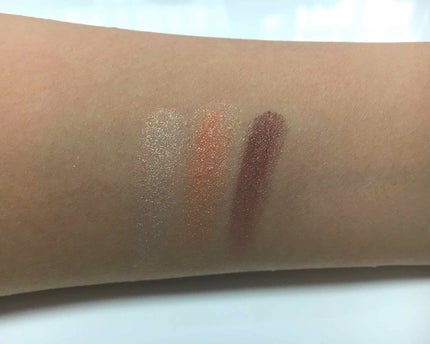 トーンアップアイシャドウ/CEZANNE/アイシャドウパレットを使ったクチコミ(2枚目)