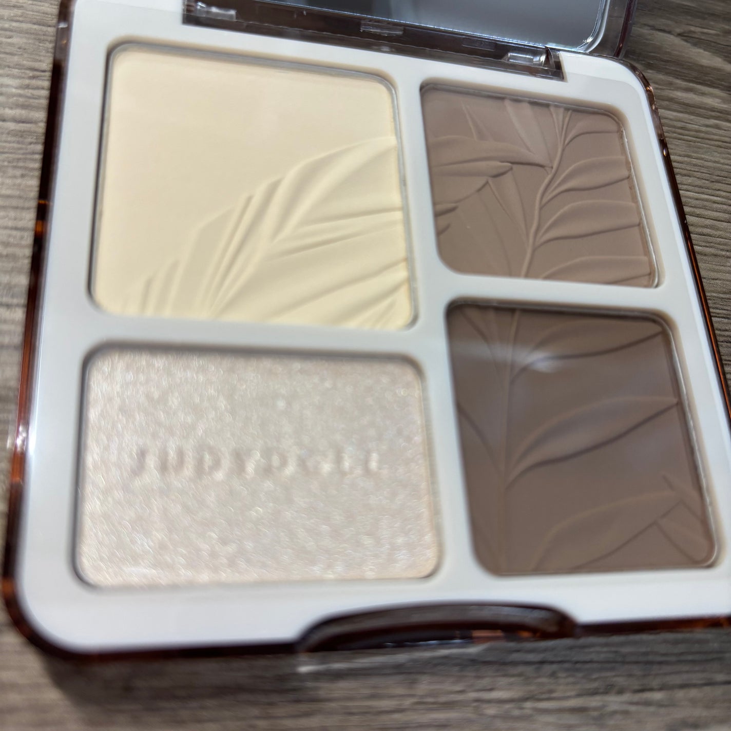 JUDYDOLL メリハリマスターパレット/JUDYDOLL/パウダーハイライトを使ったクチコミ(2枚目)