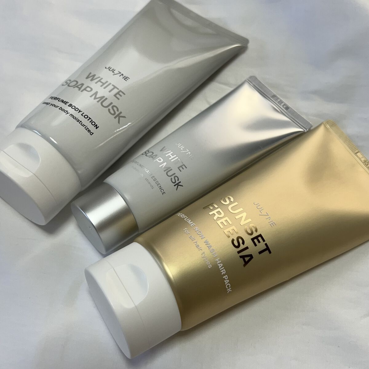 パフュームヘアエッセンス/JUL7ME/ヘアトリートメントを使ったクチコミ（3枚目）