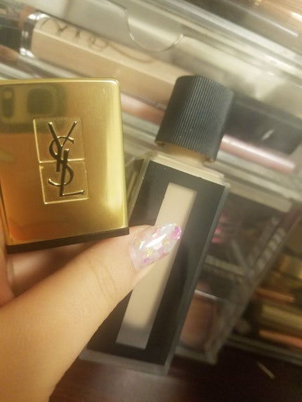 タン アンクル ド ポー/YVES SAINT LAURENT BEAUTE/リキッドファンデーションを使ったクチコミ(1枚目)