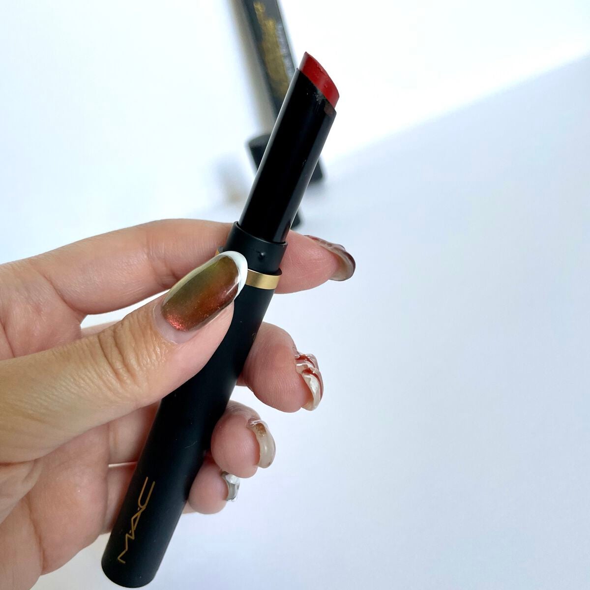 パウダー キス ベルベット ブラー スリム リップスティック/M・A・C/口紅を使ったクチコミ(3枚目)