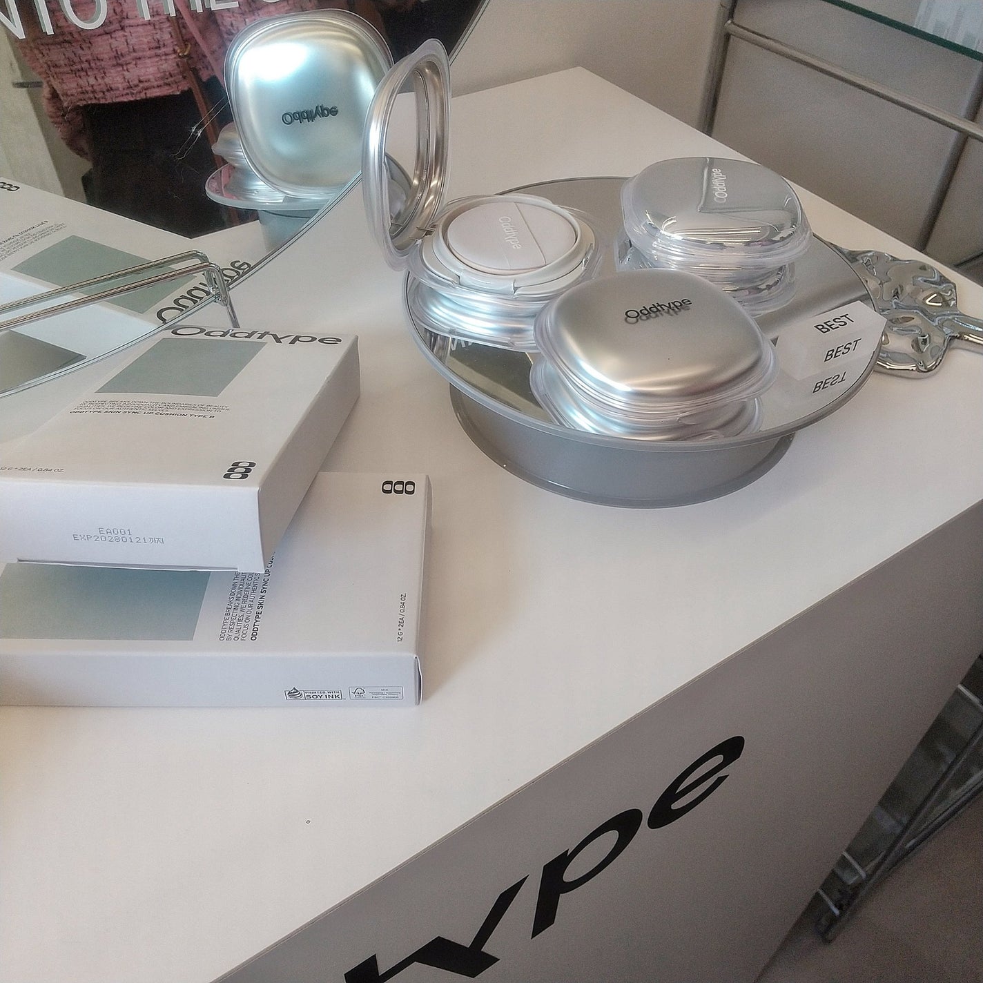 アンシーン ミラーティント/Oddtype/リップティントを使ったクチコミ(5枚目)