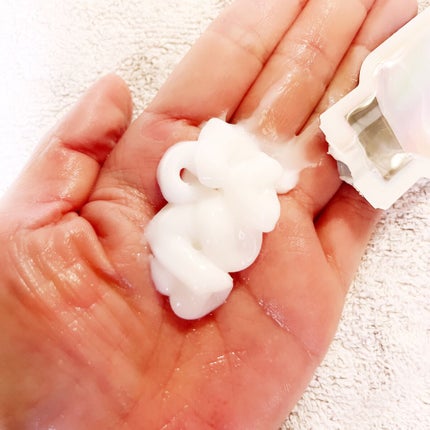 ザビューティ うるツヤチャージヘアパック/エッセンシャル/ヘアマスク・ヘアパックを使ったクチコミ(3枚目)