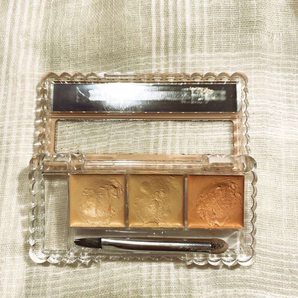 りんごいいね返しします!♡ on LIPS 「色の配色がイプサのコンシーラーに似てて、くまがとってもよく消え..」(3枚目)