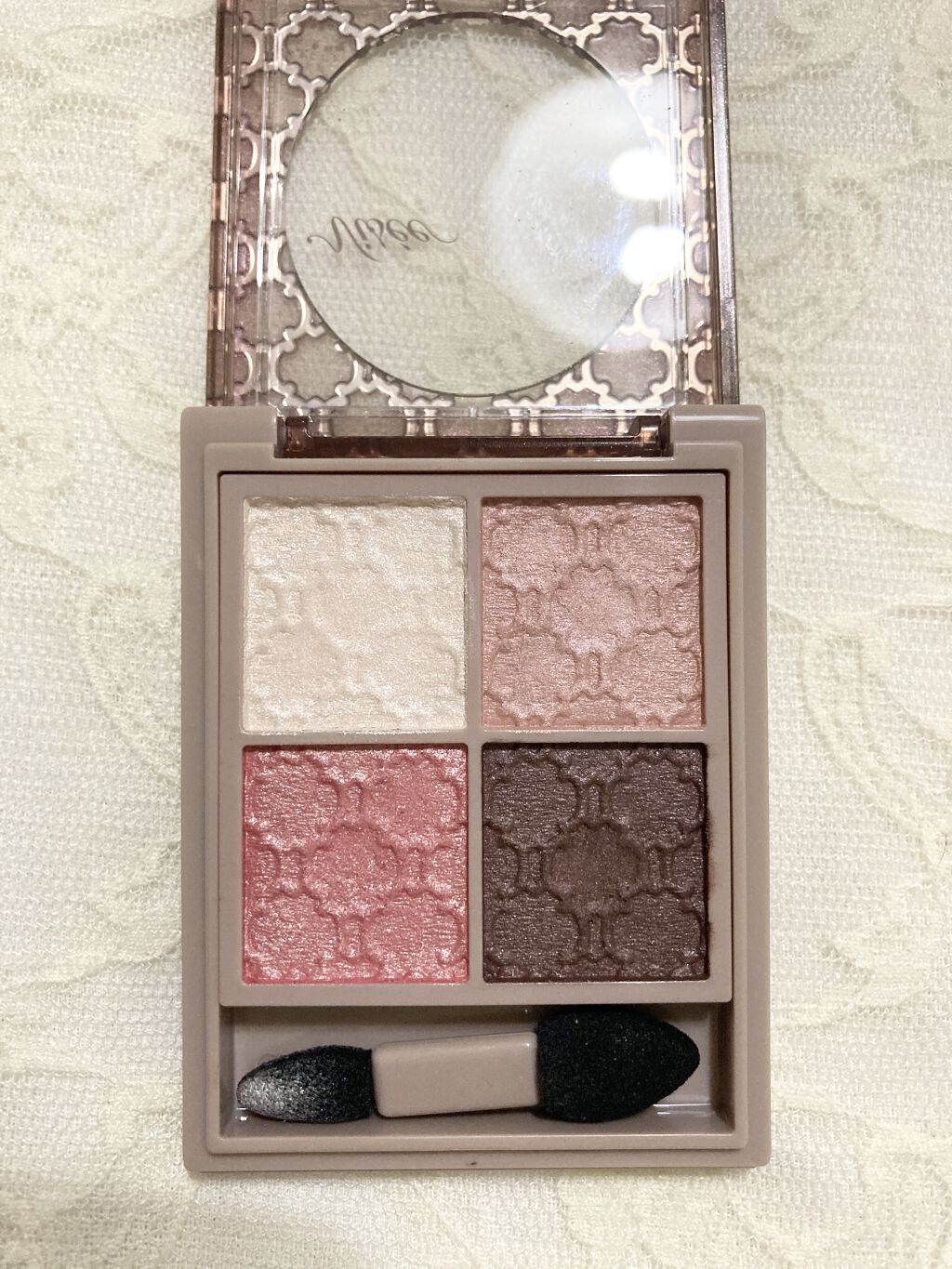 グロッシーリッチ アイズ N/Visée/アイシャドウパレットを使ったクチコミ（2枚目）