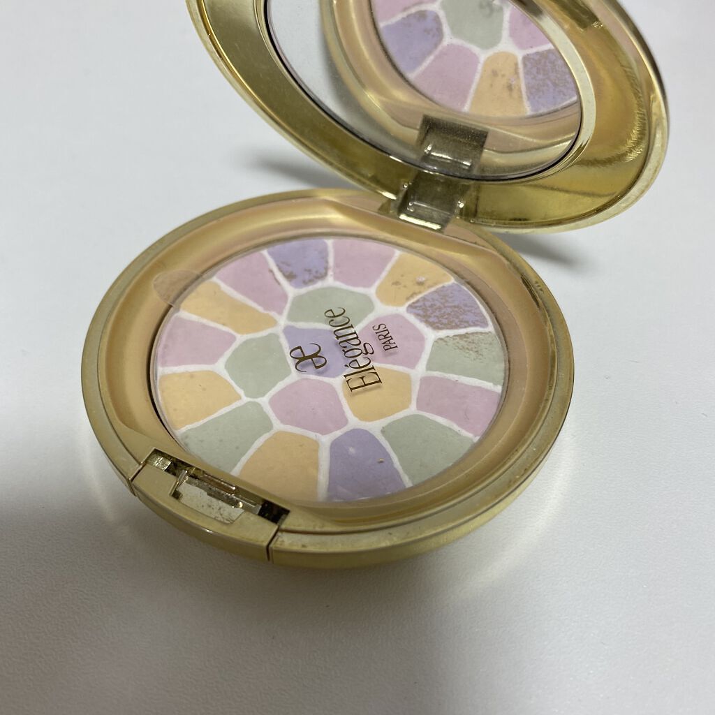 ラ プードル オートニュアンス/Elégance/プレストパウダーを使ったクチコミ（1枚目）