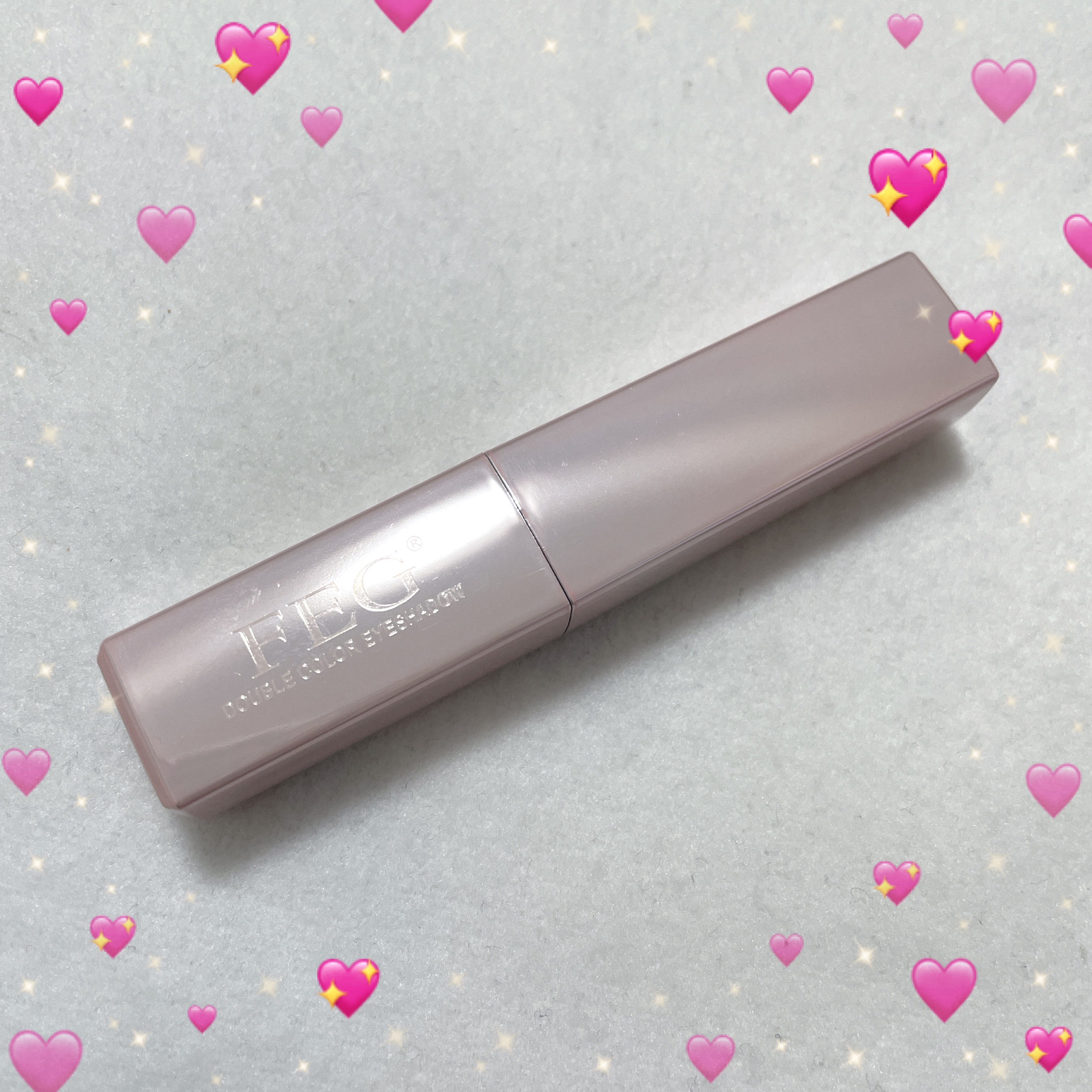 ダブルカラーアイシャドウ/FEG/アイシャドウベースを使ったクチコミ（3枚目）