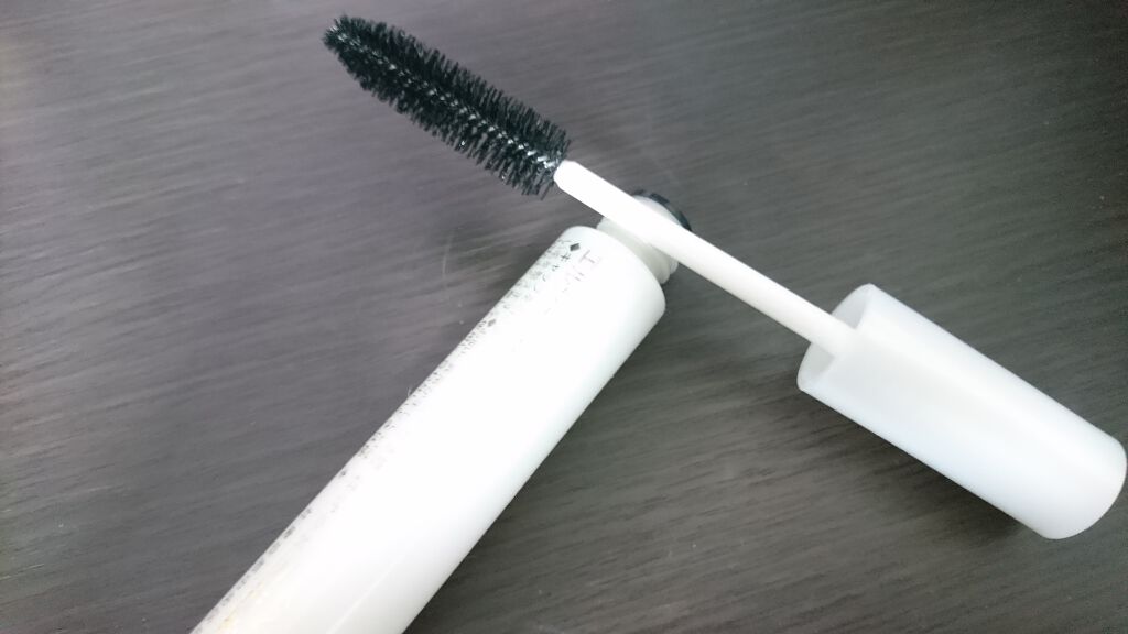 エルジューダ  ポイントケアスティック/エルジューダ/ヘアジェルを使ったクチコミ（2枚目）