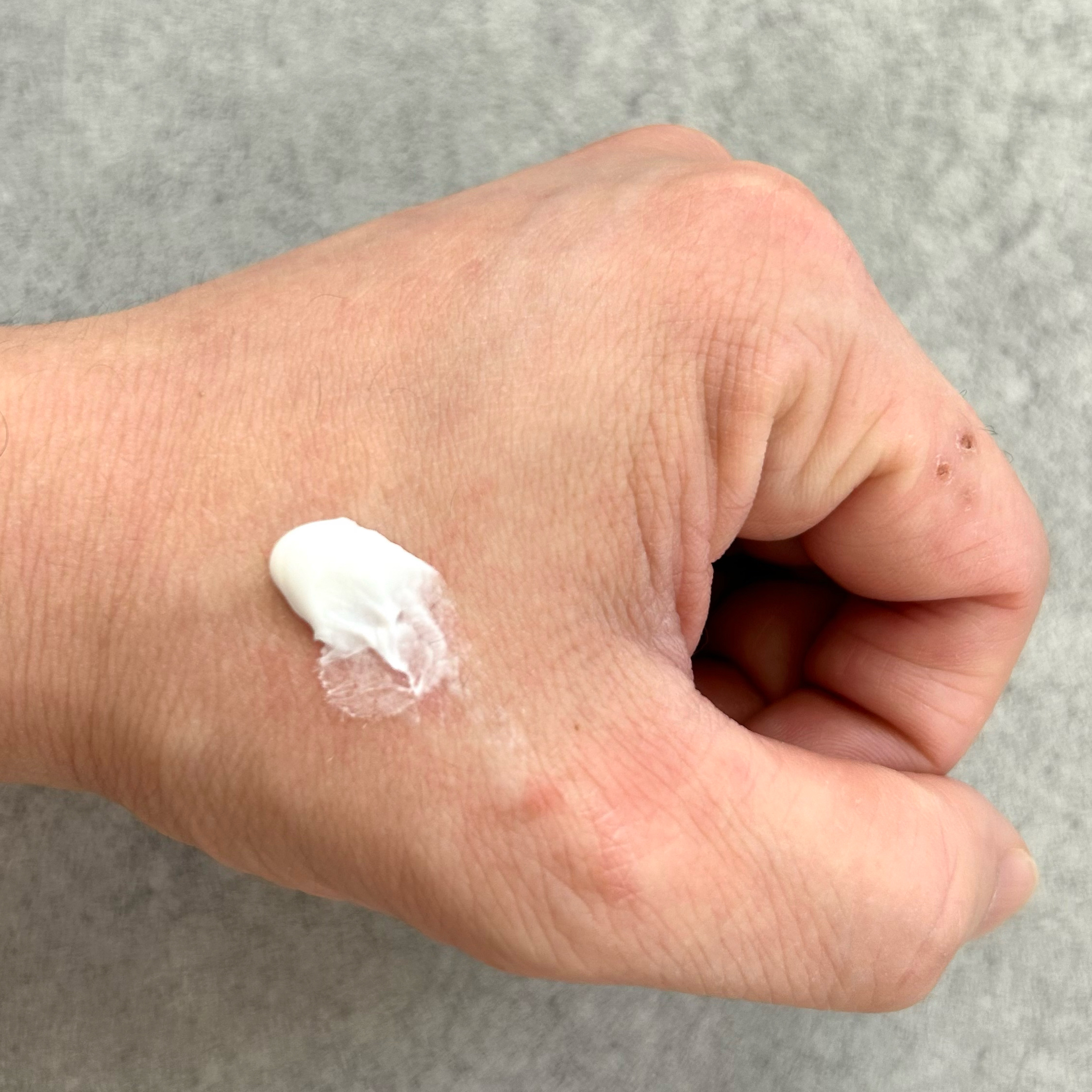 QB 薬用デオドラントフットクリーム 40C/クイックビューティー/デオドラント・制汗剤を使ったクチコミ（2枚目）