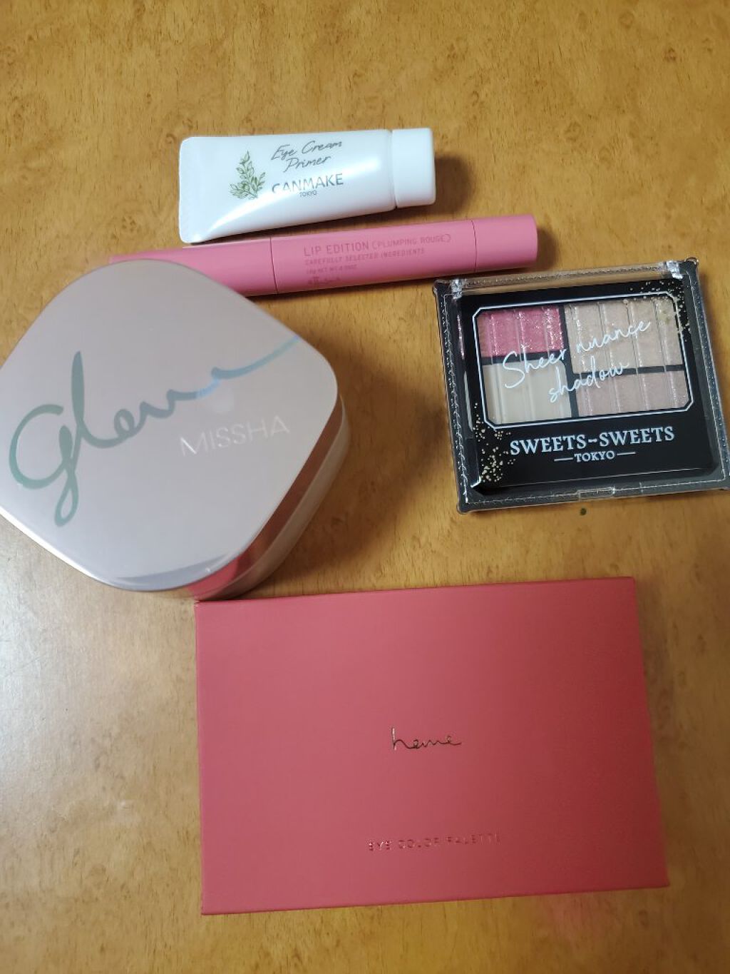 アイクリームプライマー/キャンメイク/アイシャドウベースを使ったクチコミ（1枚目）