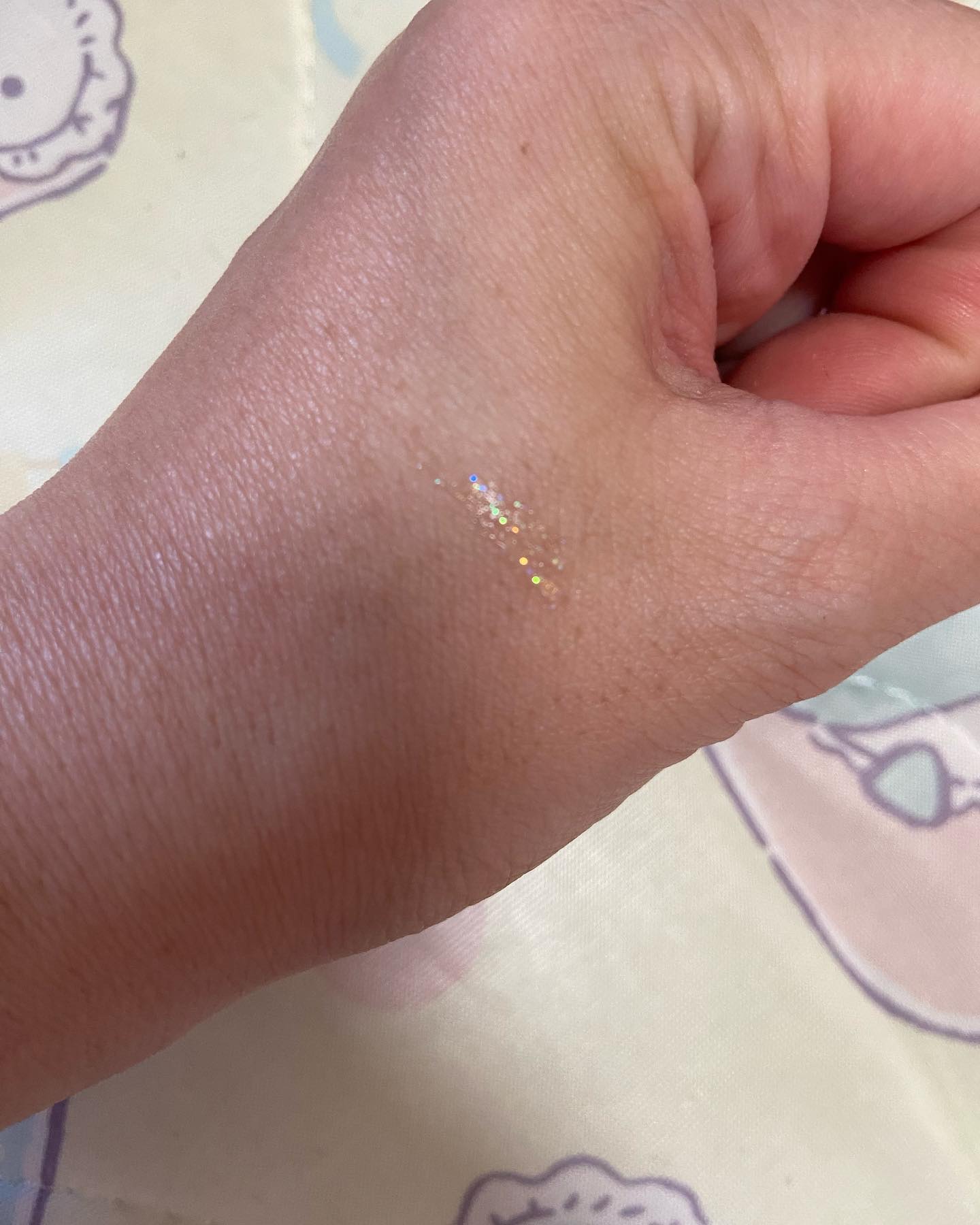 グリッターライナー 103 ホワイトダスト/coou/グリッターを使ったクチコミ（2枚目）