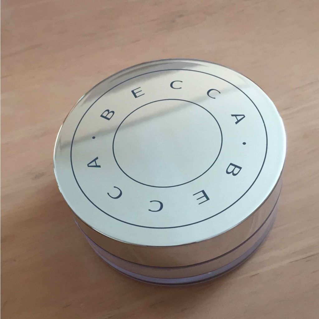 BECCA Hydra-Mist Set & Refresh Powderのクチコミ「届きましたぁ！
BECCAの水パウダー(*≧∀≦*)
やっぱり半分が水分でできてるからでしょう.....」（1枚目）