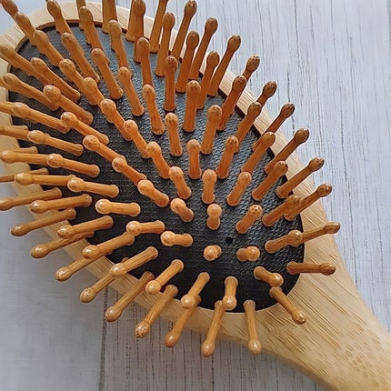 3COINS AUSヘアブラシのクチコミ「今回は3COINSで見つけたシンプル&機能的な
イチオシのAUSヘアブラシの紹介です👩✨
3.....」(2枚目)