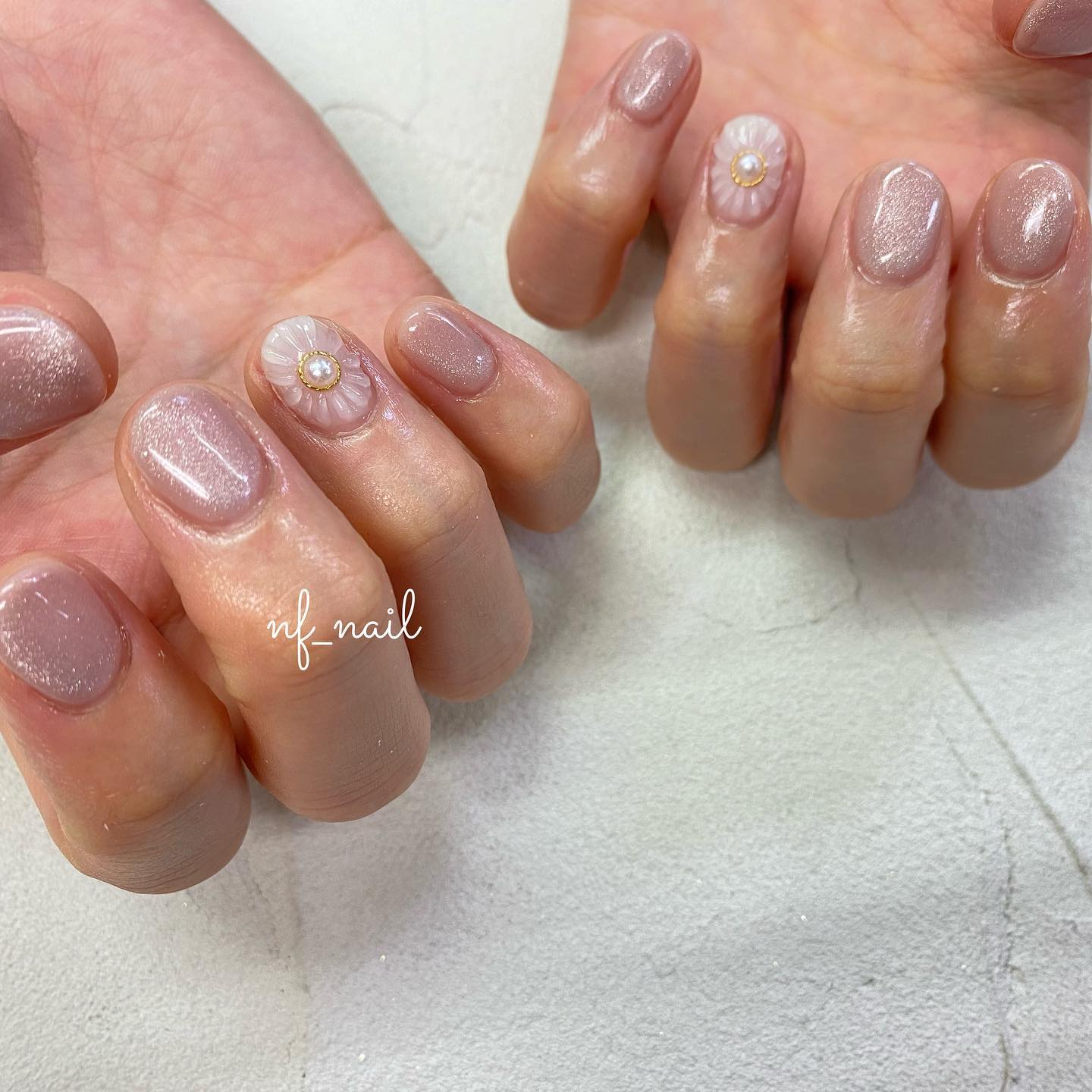 #ネイル,#ジェルネイル,#ニュアンスネイル,#キラキラネイル,#大人ネイル,#マグネットネイル,#スターギャラクシーネイル,#ピンクベージュネイル,#ぷっくりフラワーネイル,#フラワーネイル,#春ネイルのネイルデザイン