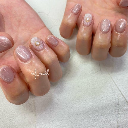 #ネイル,#ジェルネイル,#ニュアンスネイル,#キラキラネイル,#大人ネイル,#マグネットネイル,#スターギャラクシーネイル,#ピンクベージュネイル,#ぷっくりフラワーネイル,#フラワーネイル,#春ネイルのネイルデザイン