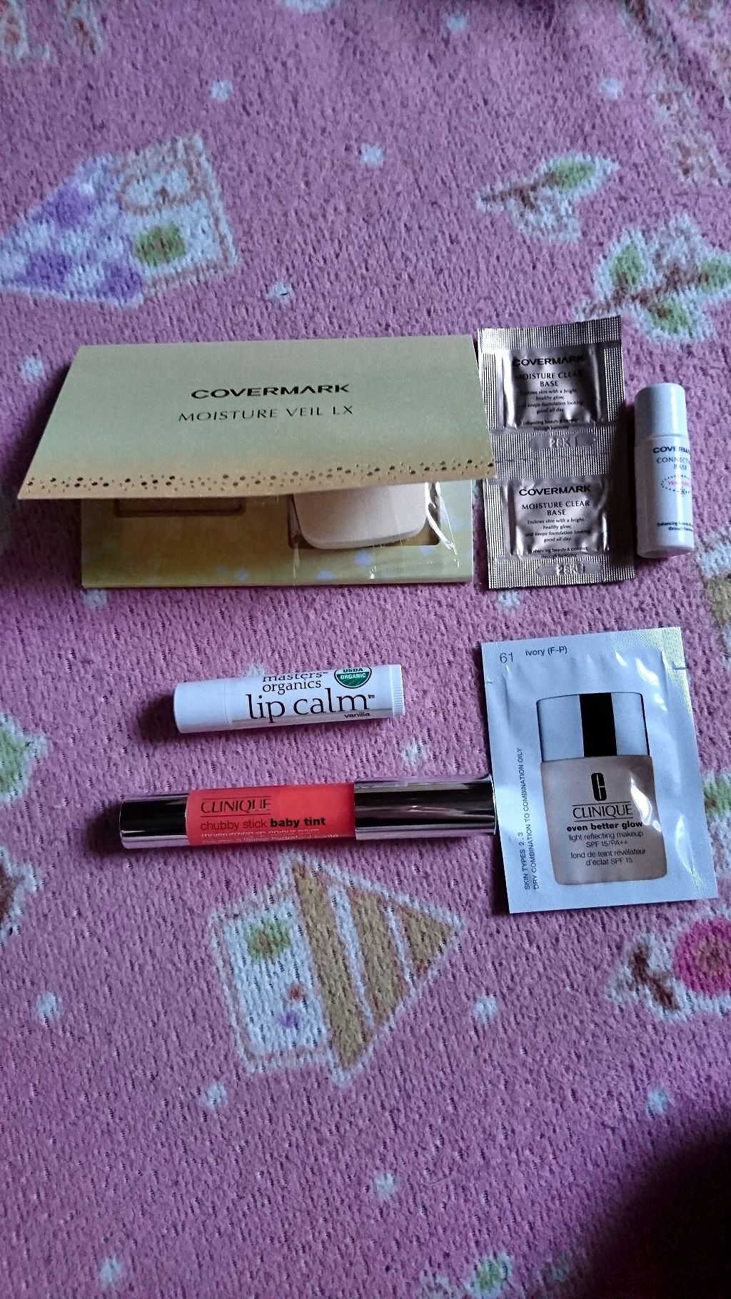 チャビー スティック ティント モイスチャライジング リップ カラー バーム/CLINIQUE/リップティントを使ったクチコミ(1枚目)