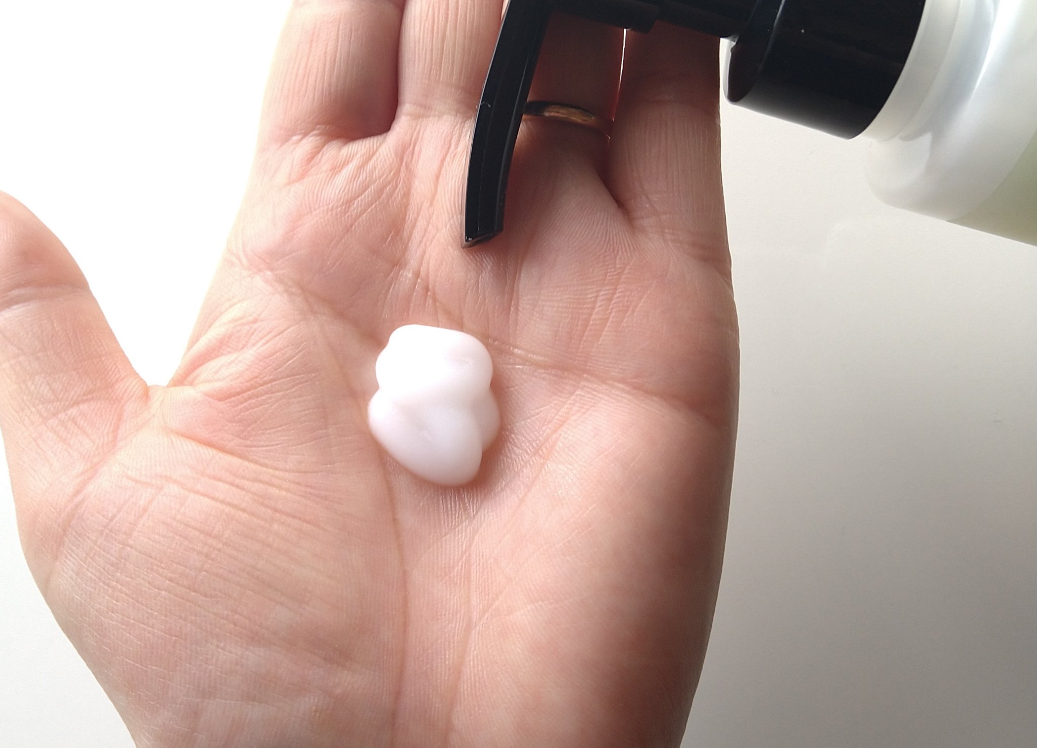 キレイデボーテ　オールインワンジュレ/キレイ・デ・ラボ/オールインワン化粧品を使ったクチコミ（2枚目）