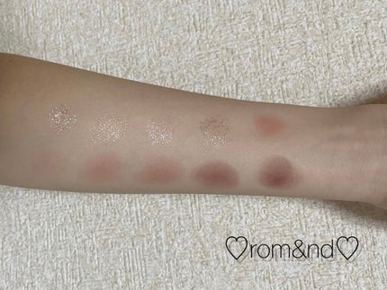 バレンタインボックス3ローズモーメント/VAVI MELLO/アイシャドウパレットを使ったクチコミ(7枚目)