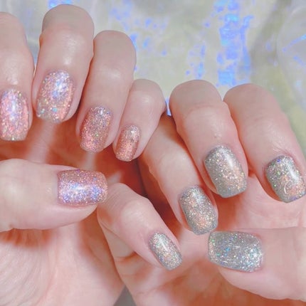 なかやまちえこ on LIPS 「グリッターみたいなマグネットみたいな⠀かわいすぎるマイネイル💅..」(4枚目)