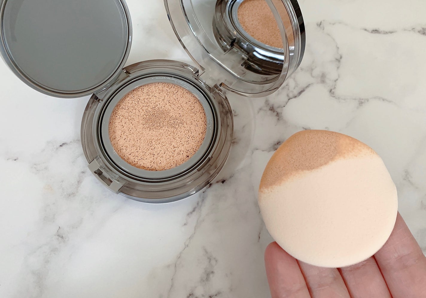 ブラーカバークッション/LUNA/クッションファンデーションを使ったクチコミ(4枚目)