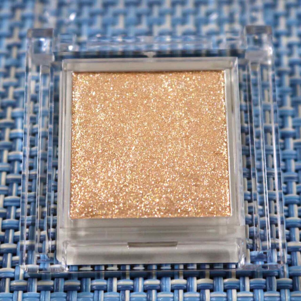 シングルカラーアイシャドウ/CEZANNE/単色アイシャドウを使ったクチコミ(2枚目)