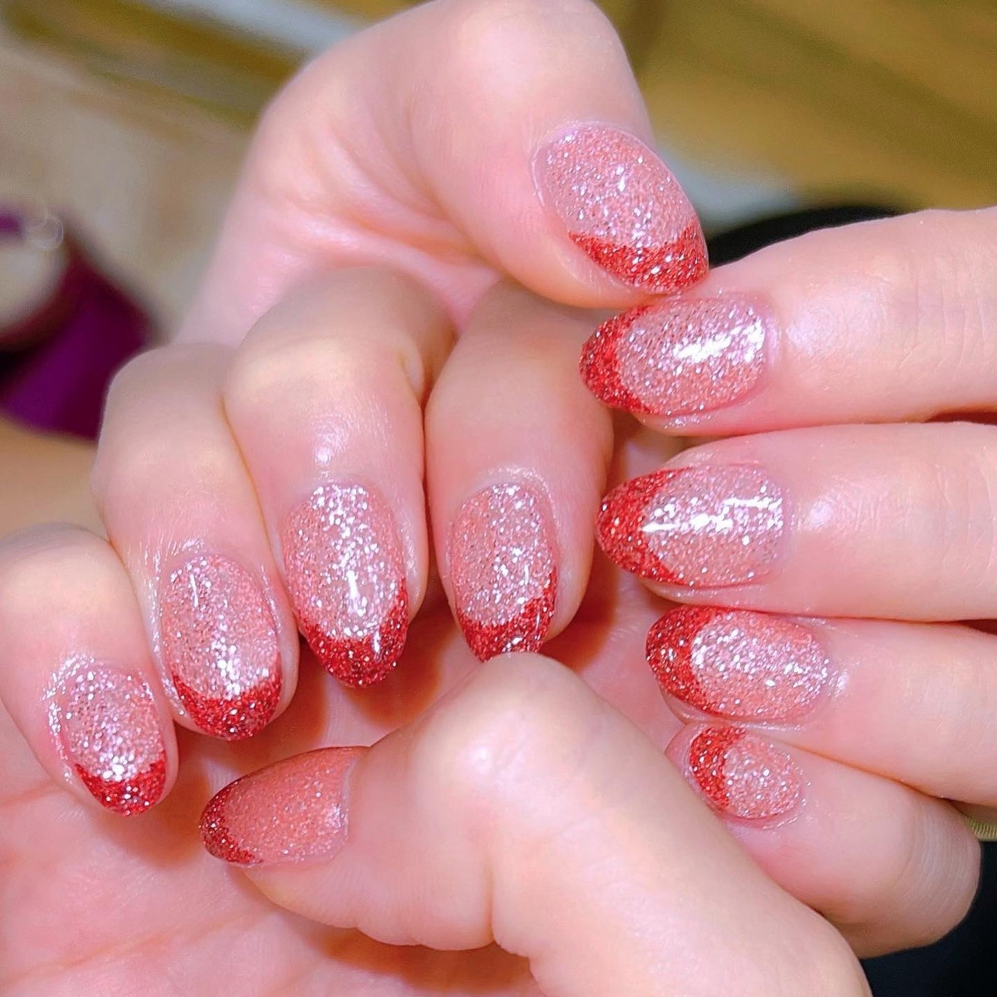 なかやまちえこ on LIPS 「GlitterFrench♡⠀⠀@amixxamiayaちゃん..」(1枚目)