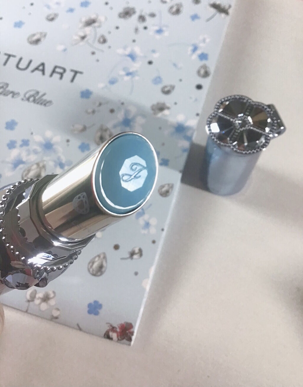 サムシングピュアブルー リップグロウ セラムバーム/JILL STUART/リップバームを使ったクチコミ（3枚目）