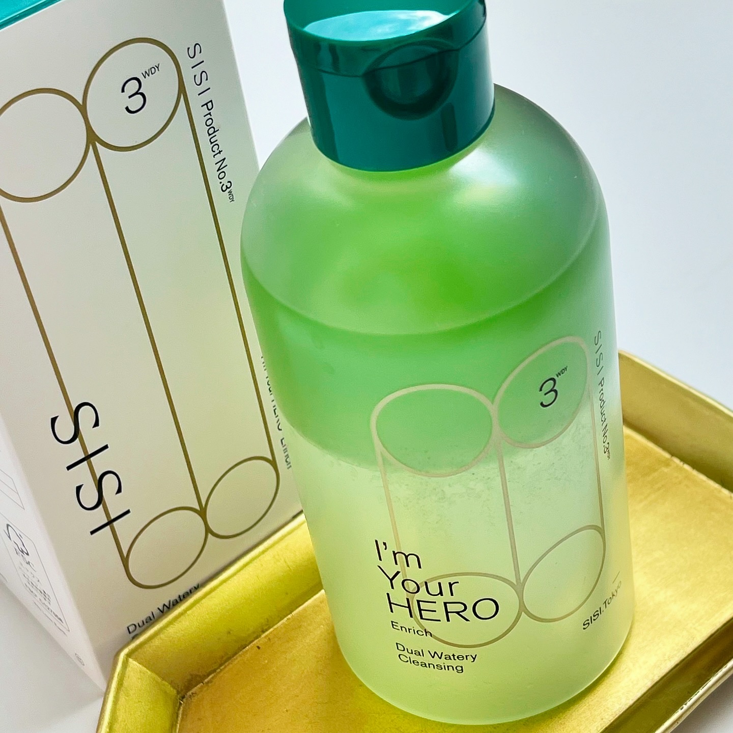 アイムユアヒーロー/SISI/クレンジングウォーターを使ったクチコミ（1枚目）