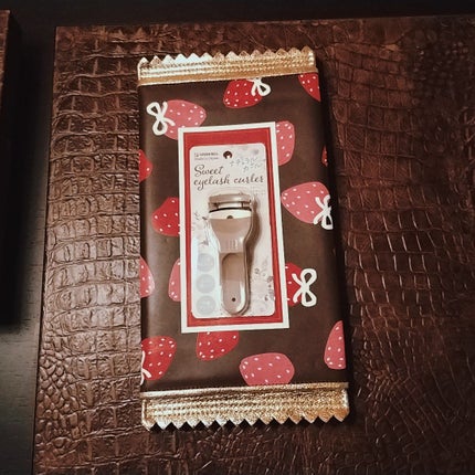 mcgroupakiko on LIPS 「まつ毛を上げると目が大きく見えたり、目もとが明るい印象になった..」(7枚目)