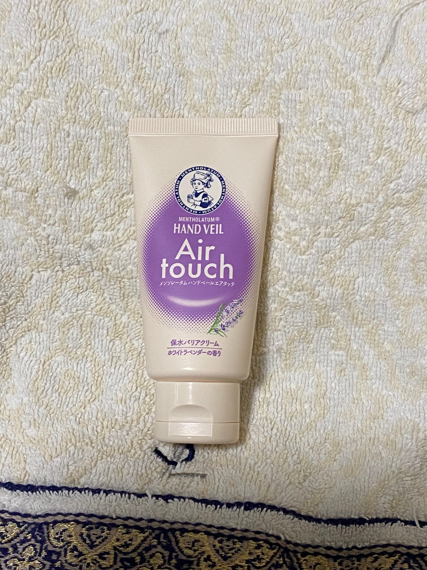 ハンドベールエアタッチ レモンフラワーの香り/メンソレータム/ハンドクリームを使ったクチコミ(2枚目)