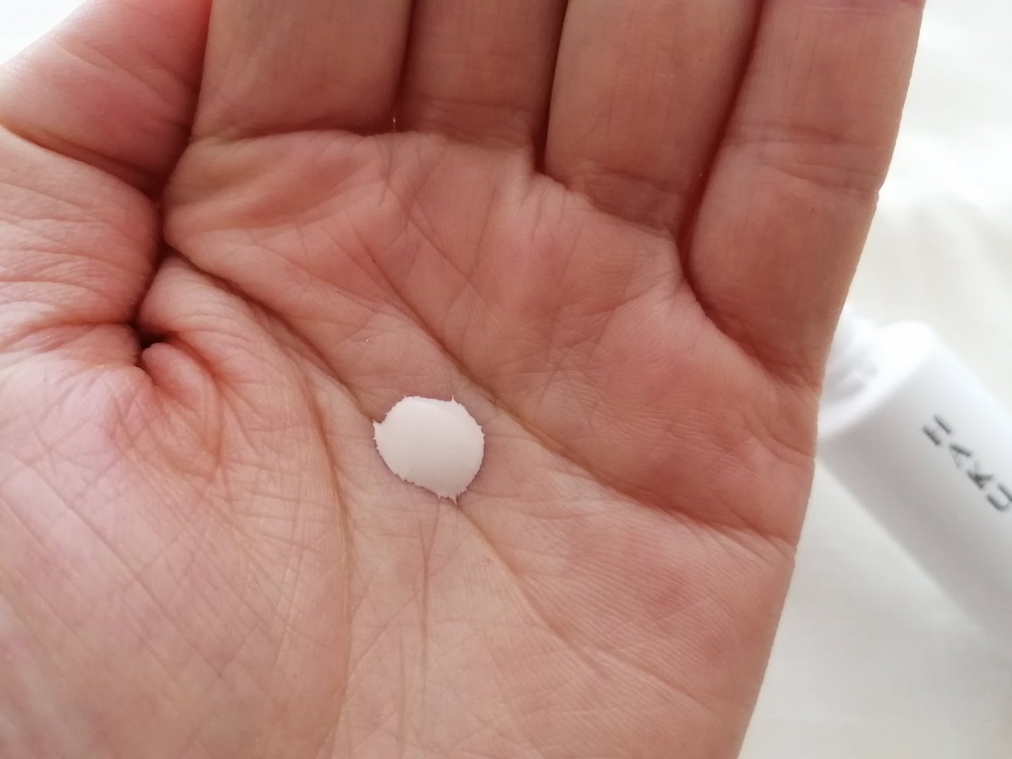 薬用 日中美白美容液UV/HAKU/日焼け止めローションを使ったクチコミ(3枚目)