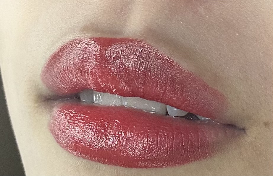 Love Bear リップスティック ツヤタイプ/FlowerKnows/口紅を使ったクチコミ（1枚目）