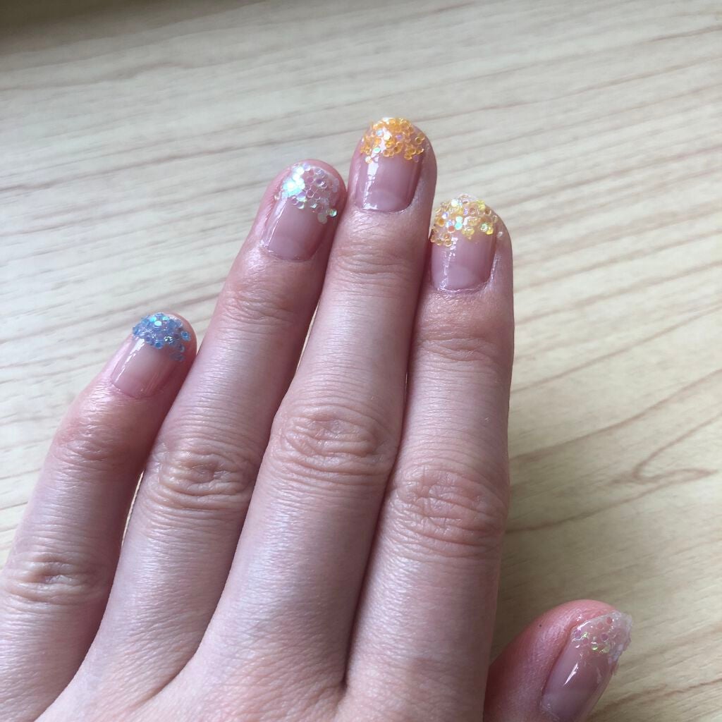 カラフルネイルズ/キャンメイク/マニキュアを使ったクチコミ(3枚目)