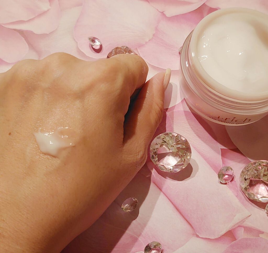 薬用美白・シワ改善オールインワンジェル/コラリッチ/オールインワン化粧品を使ったクチコミ(3枚目)