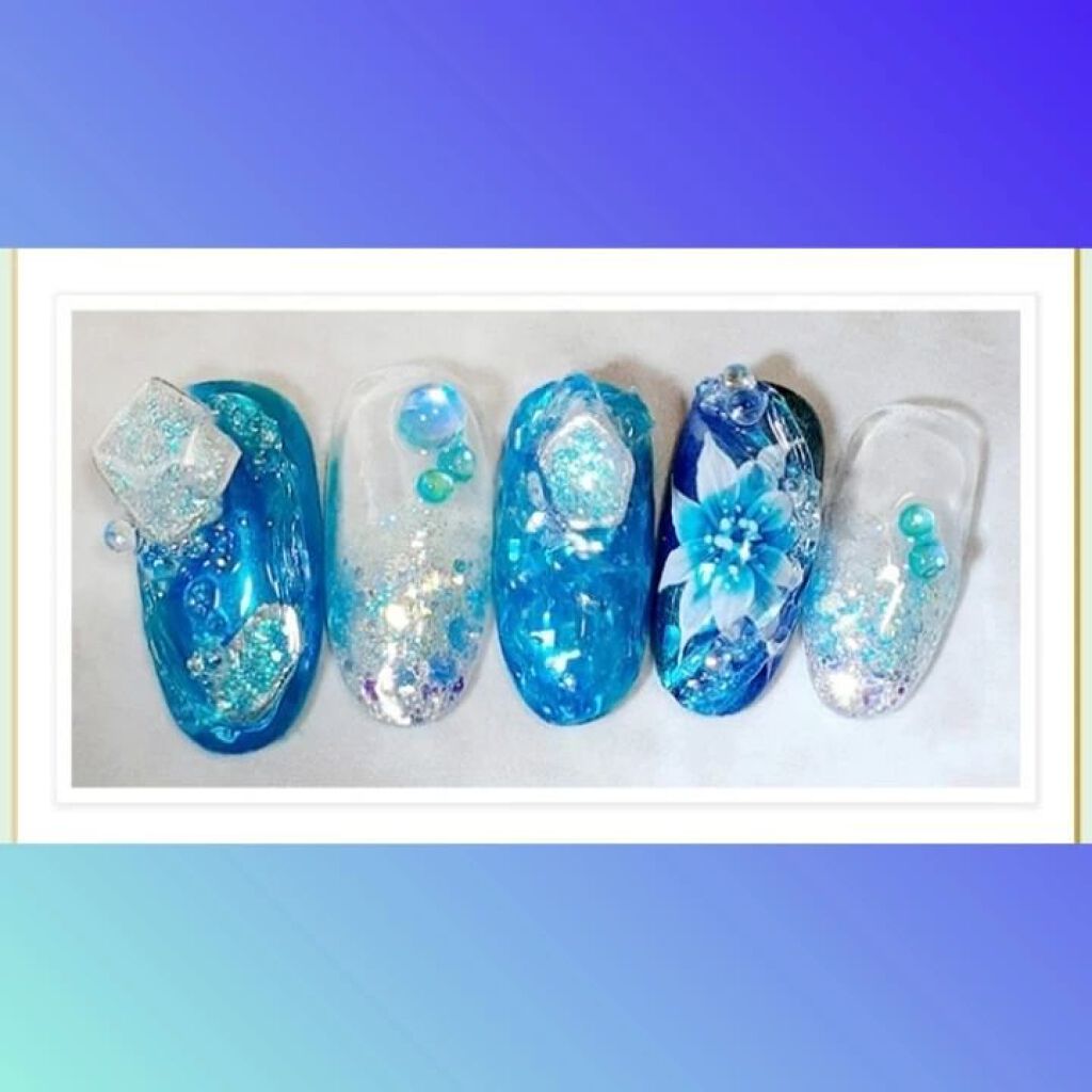 #ネイル,#ジェルネイル,#ブルーネイル,#キラキラネイル,#フラワーネイルのネイルデザイン