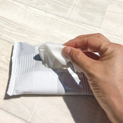 iroha INTIMATE CARE イロハ インティメートシートのクチコミ「デリケートケア用 ウェットシート
イロハインティメートシート
「シート状洗浄料」10枚入りを使.....」(3枚目)