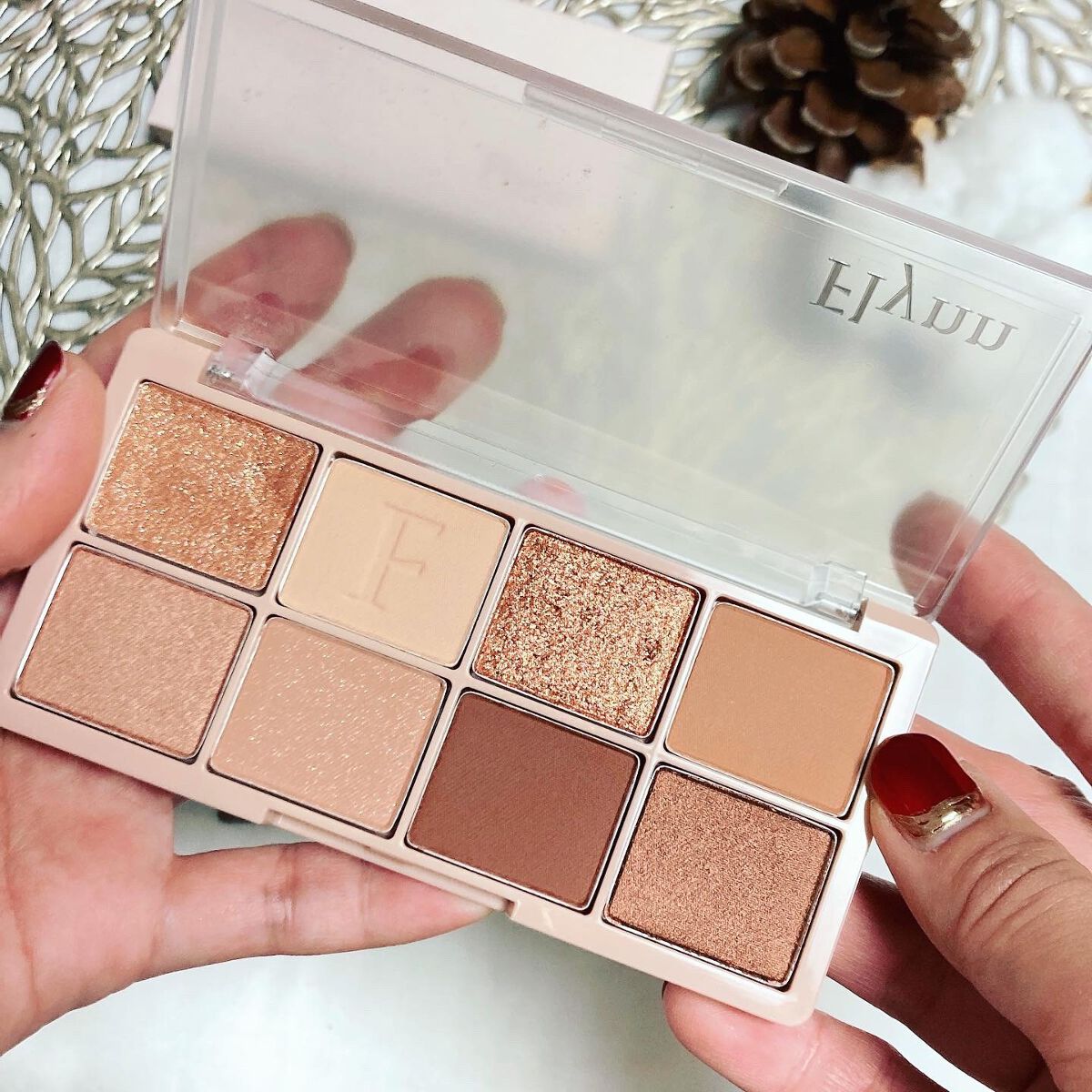 ラッスルアイシャドウパレット/Flynn/アイシャドウパレットを使ったクチコミ(3枚目)