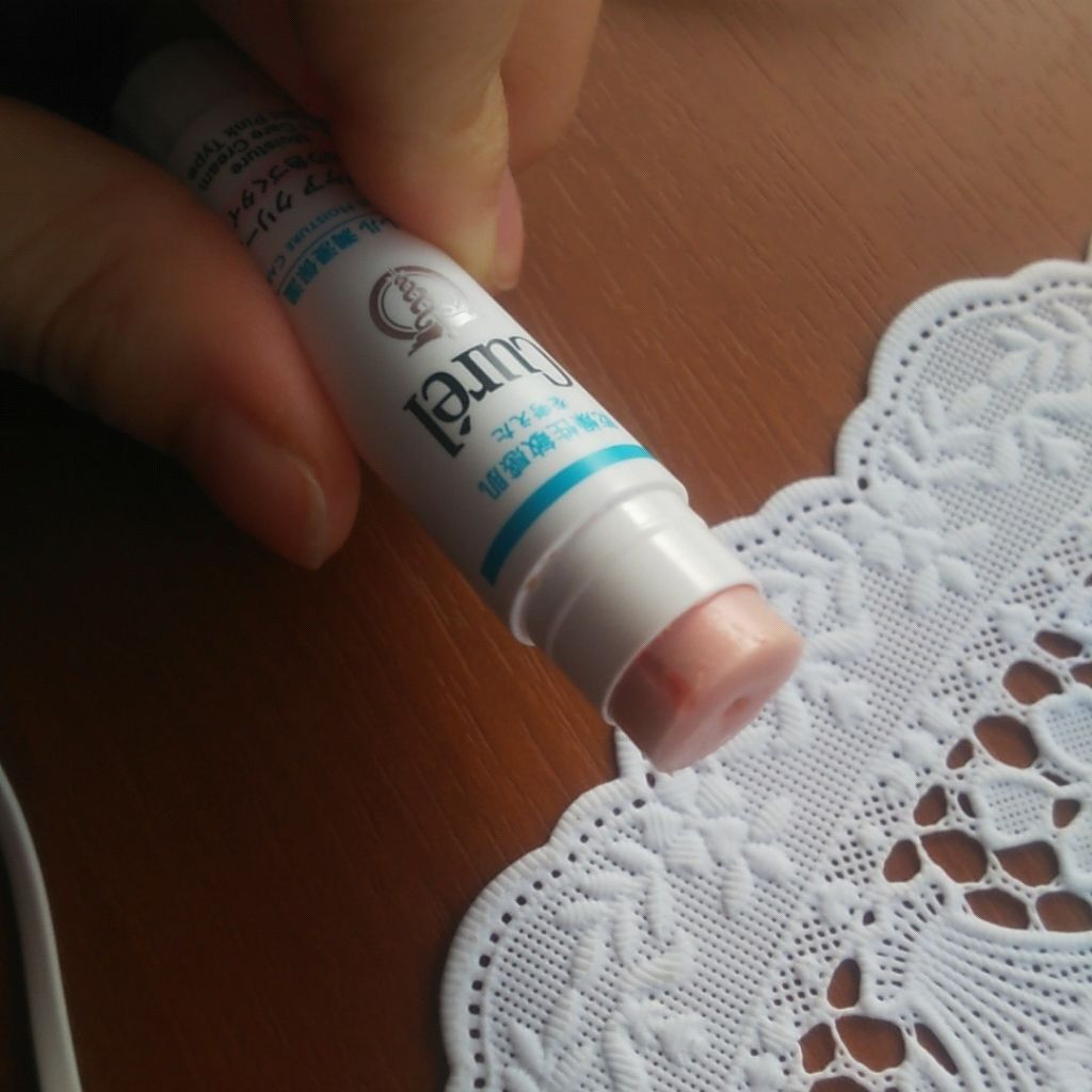 リップケア クリーム ほんのり色づくタイプ/キュレル/リップケアを使ったクチコミ(2枚目)