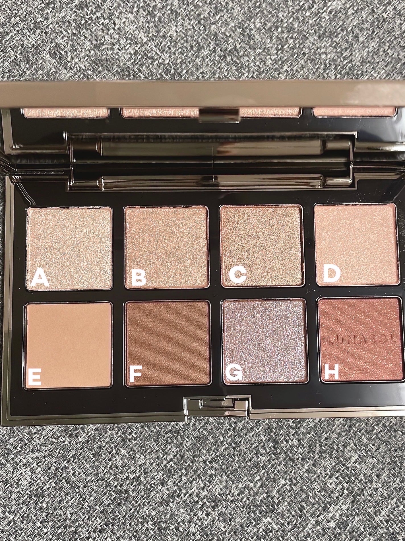 アイカラーレーション スペシャルエディション/LUNASOL/アイシャドウパレットを使ったクチコミ(2枚目)