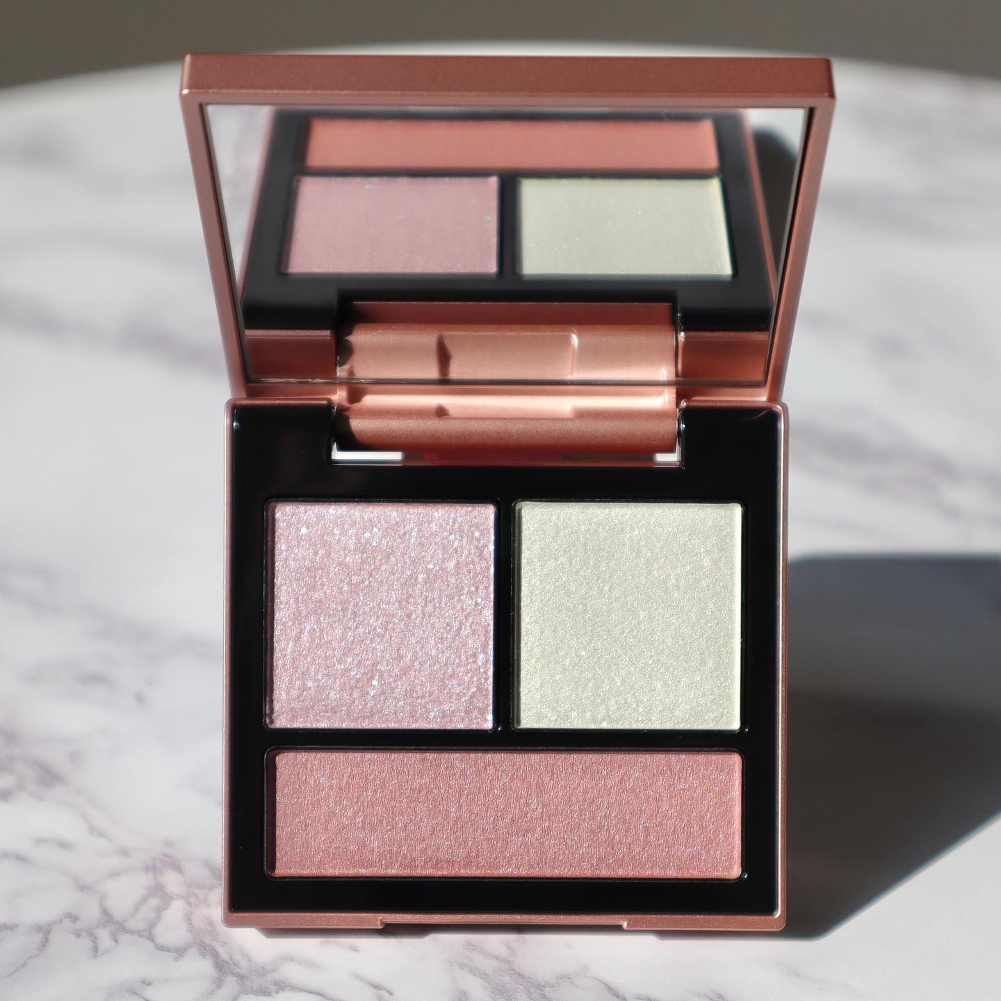 テイラード カラー アイズ 07 Daisy Spring/SNIDEL BEAUTY/アイシャドウパレットを使ったクチコミ（1枚目）