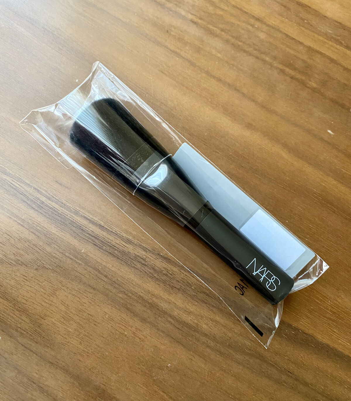 ピュアラディアントプロテクション アクアティックグロー クッションファンデーション SPF50+／PA+++/NARS/クッションファンデーションを使ったクチコミ（2枚目）