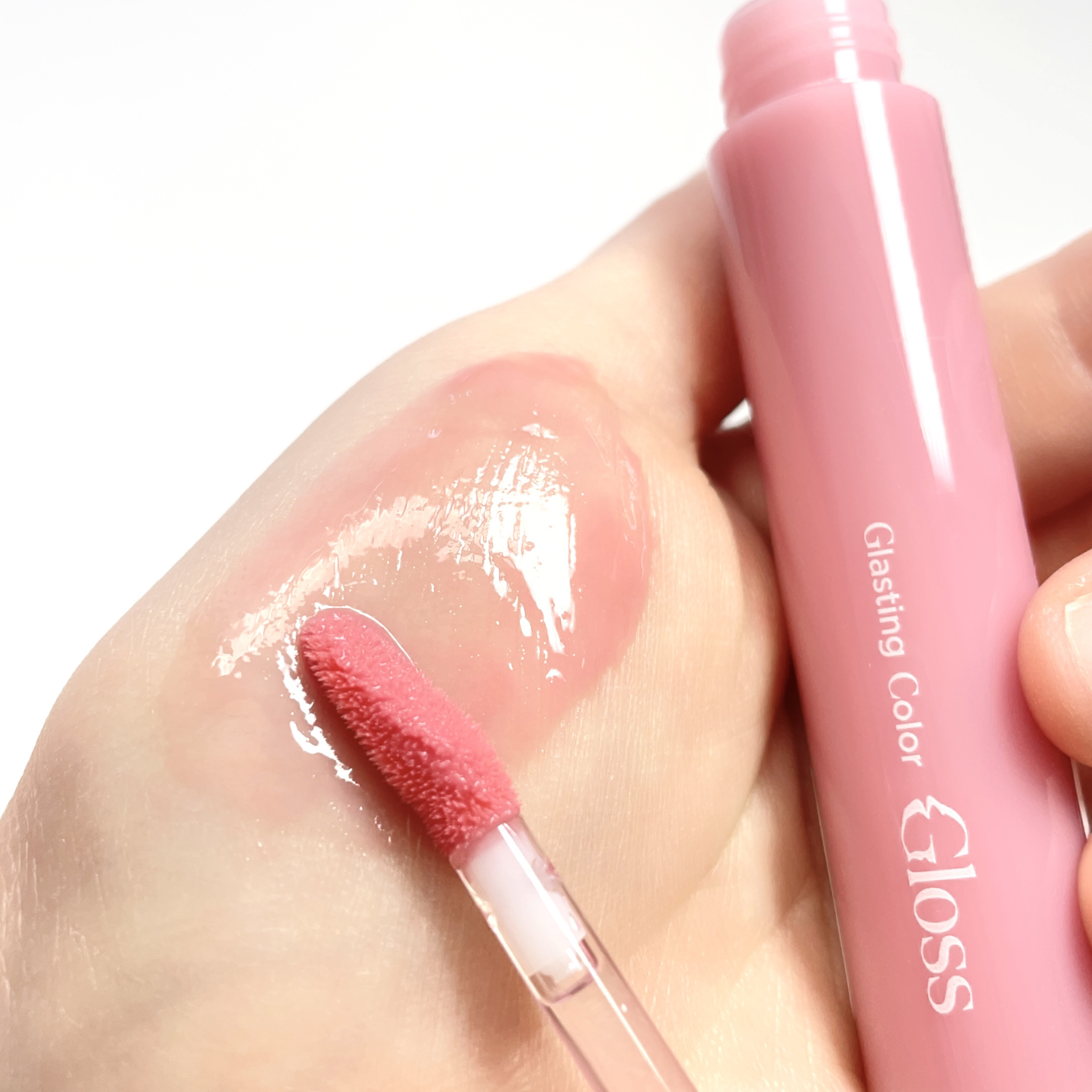 グラスティングカラーグロス/rom&nd/リップグロスを使ったクチコミ（1枚目）