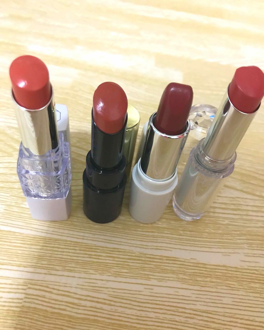 ラスティンググロスリップ/CEZANNE/口紅を使ったクチコミ（2枚目）