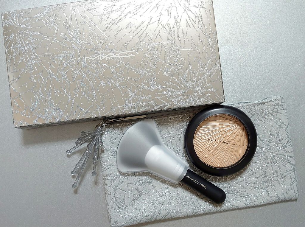 ファイヤーリット キット：シャンパン/M・A・C/メイクアップキットを使ったクチコミ（1枚目）