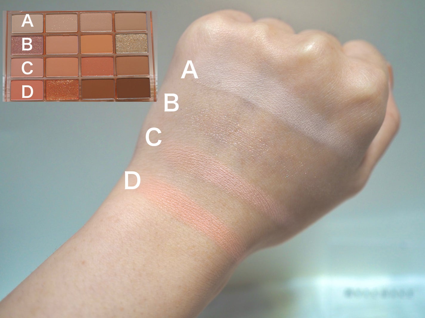 ソフトブラーリングアイパレット/wakemake/アイシャドウパレットを使ったクチコミ(4枚目)