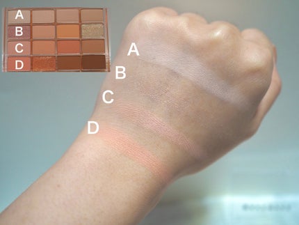 ソフトブラーリングアイパレット/wakemake/アイシャドウパレットを使ったクチコミ(4枚目)